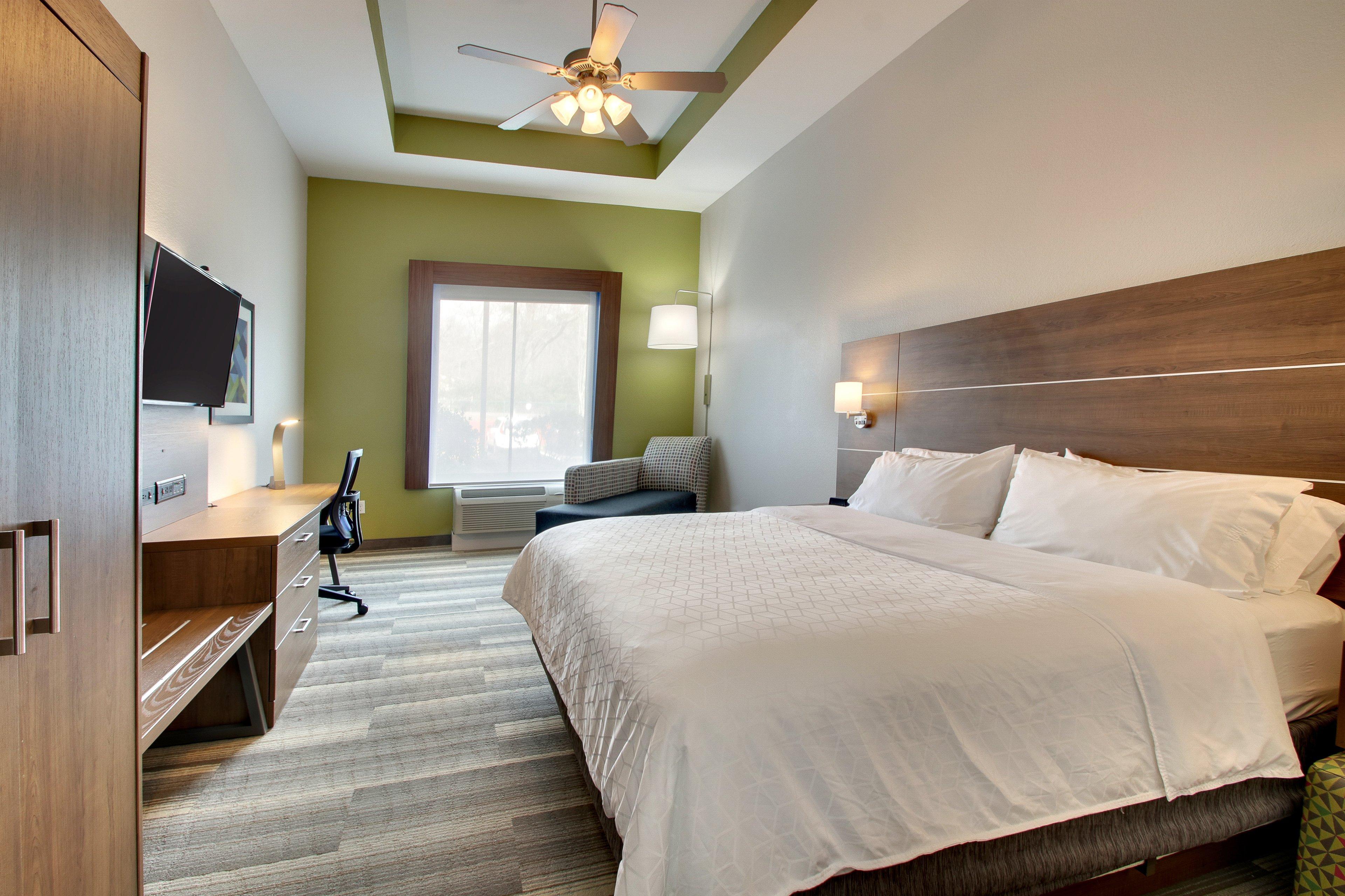 Express & By Ihg Hotel Laurel