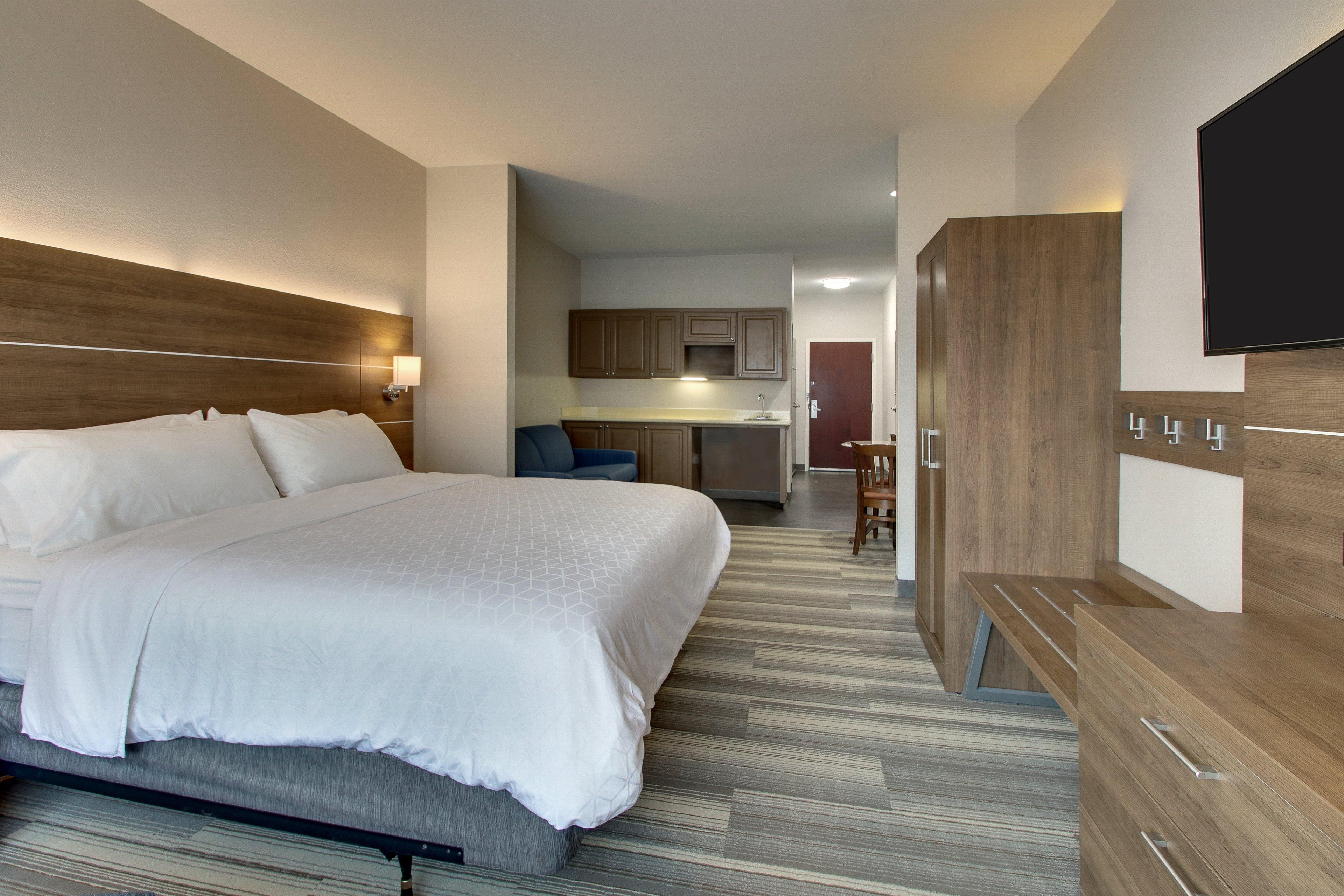 Hotel Express & By Ihg
