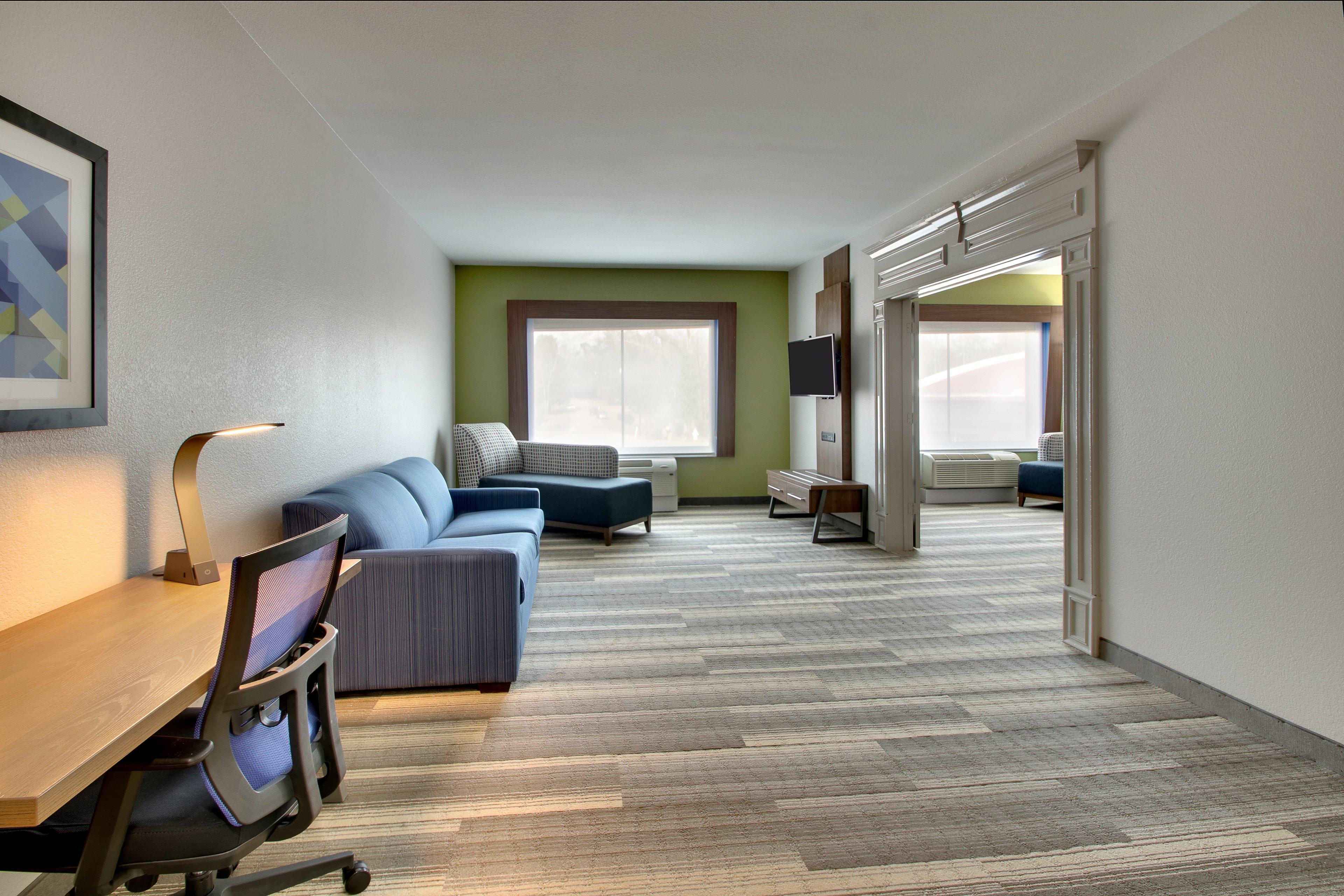 Express & By Ihg Laurel