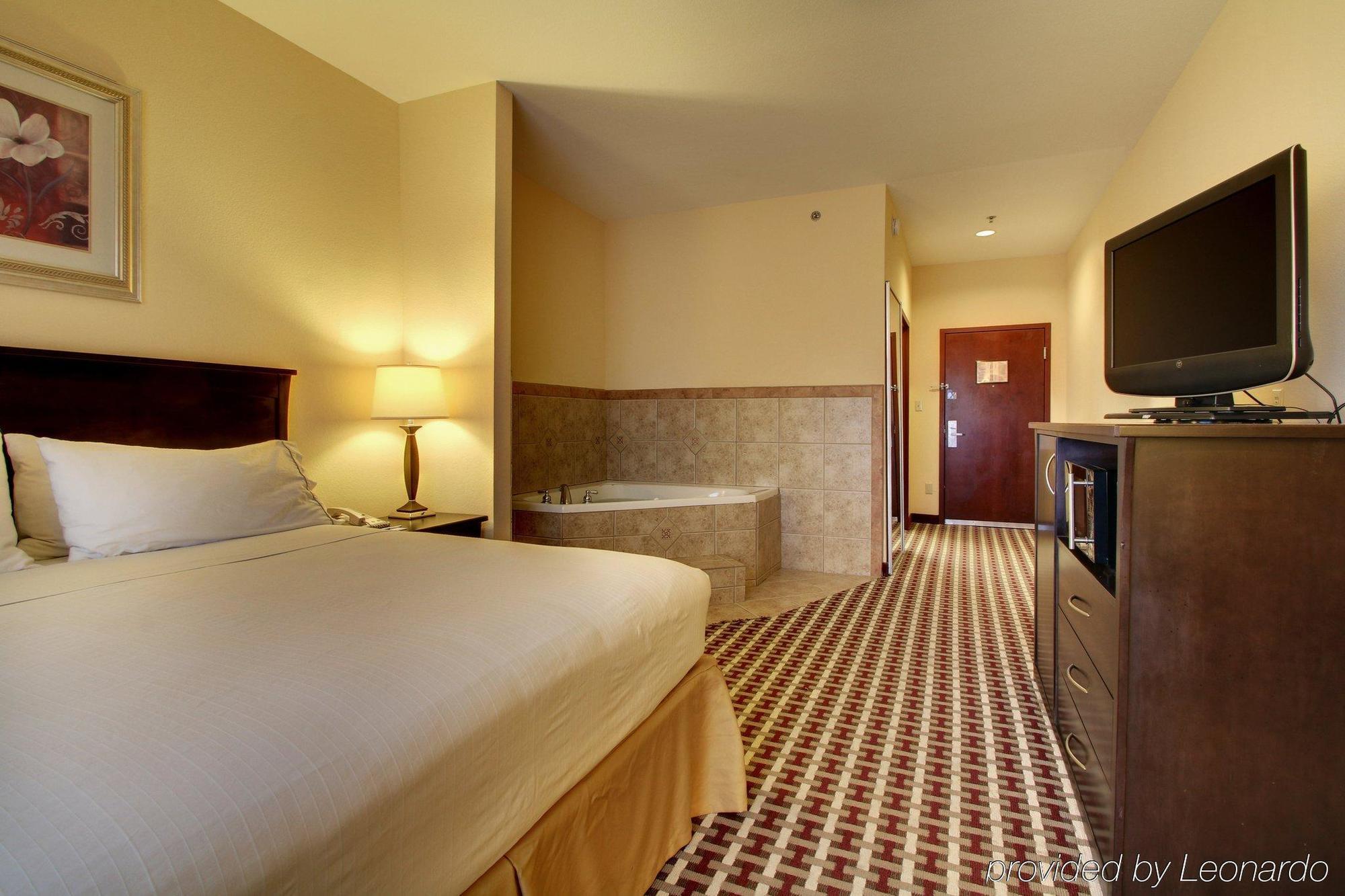 Express & By Ihg Hotel