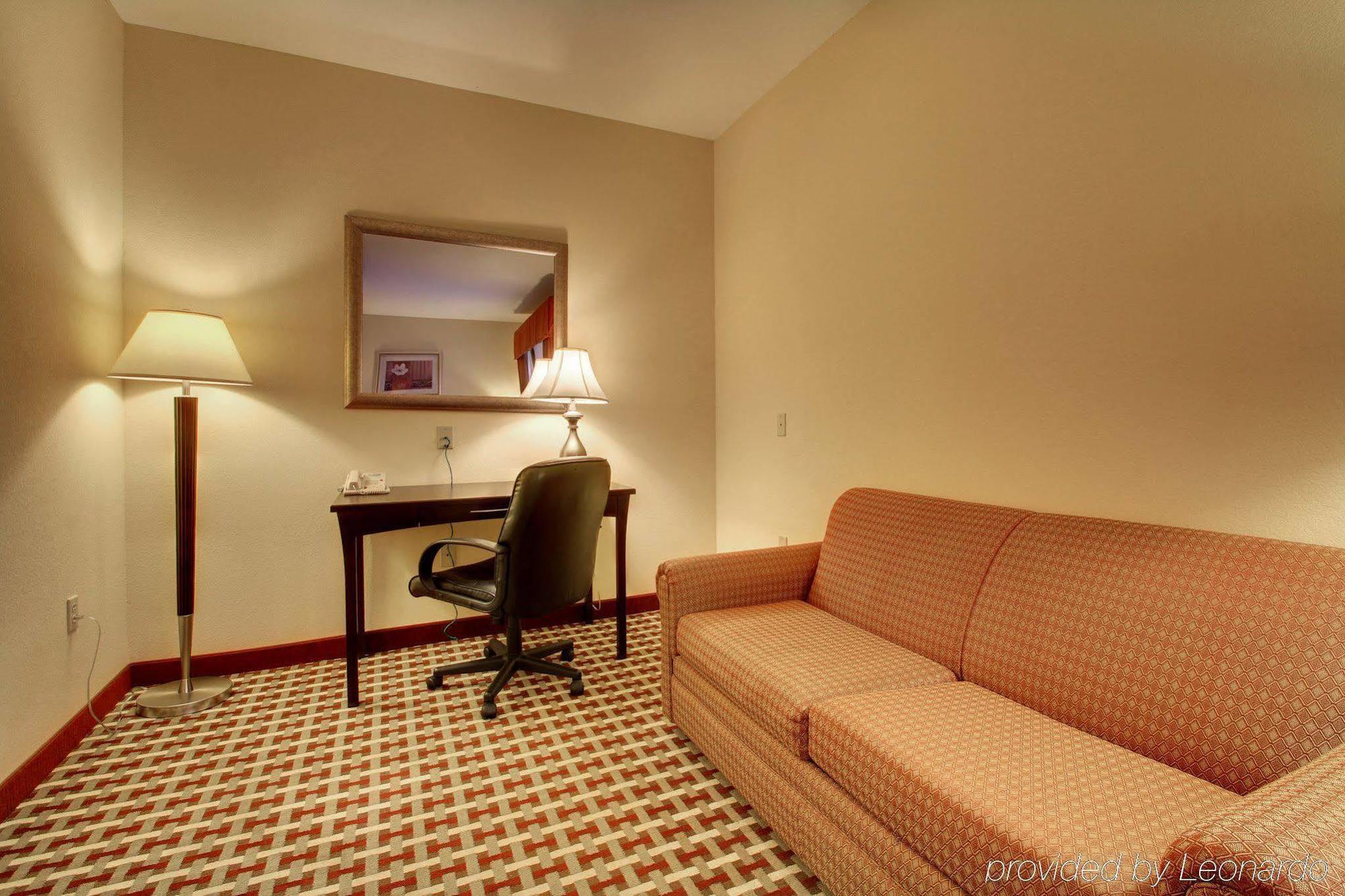 Express & By Ihg Hotel